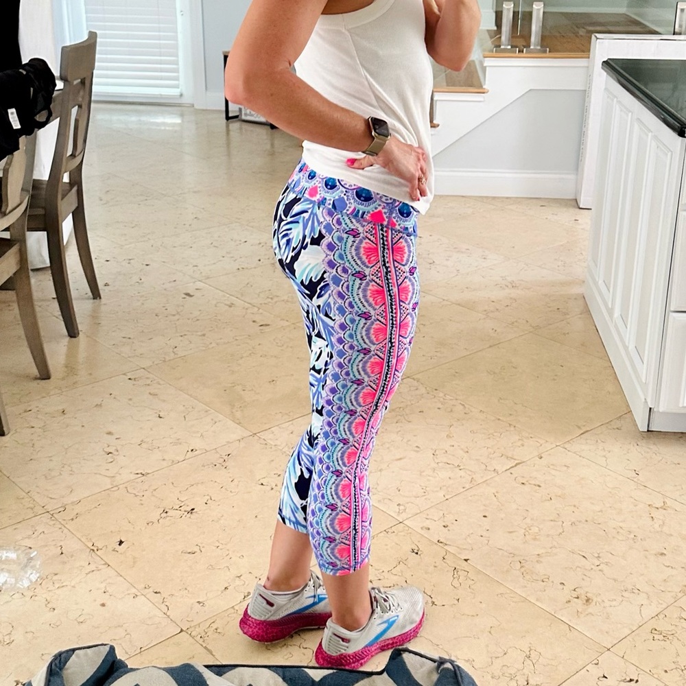 Lilly Pulitzer Flock Together Leggings EUC - Picture 3 of 15